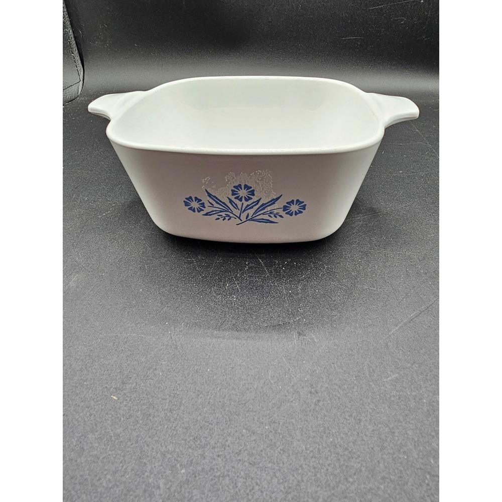 Corning Ware Cornflower Blue 2 3/4 Cup Casserole Dish P-43-B Made in USA